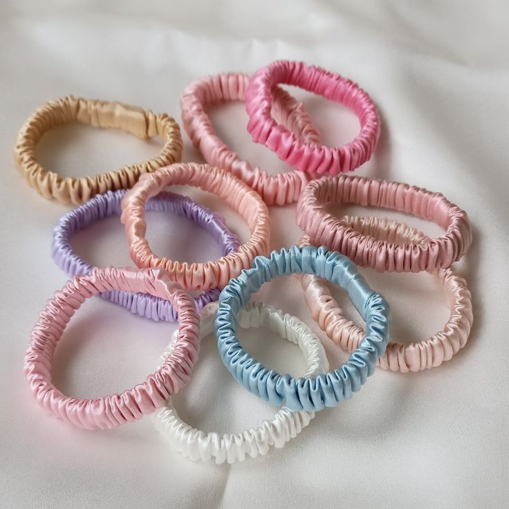 Scrunchie delgada