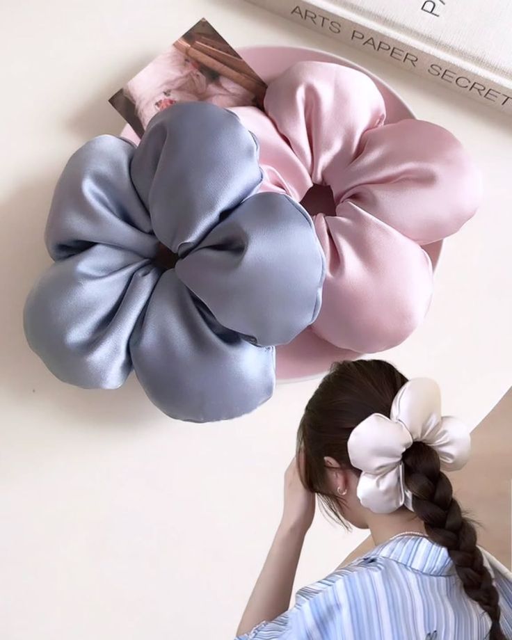 Scrunchie flor grande