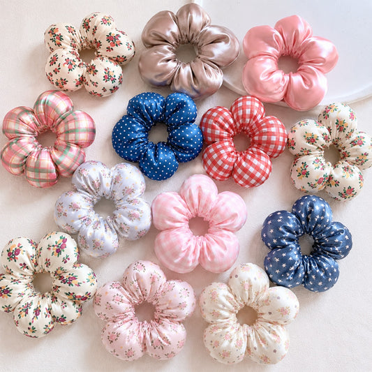 Scrunchie flor pequeña