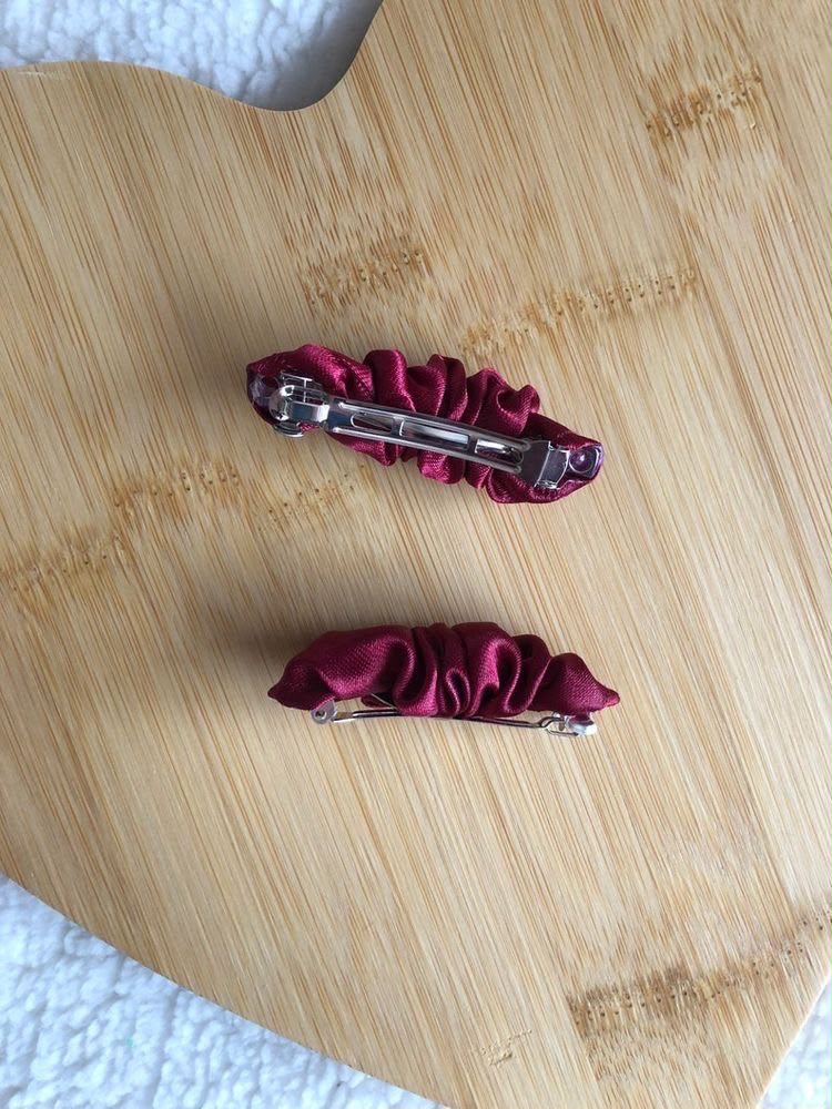 Broche fruncido