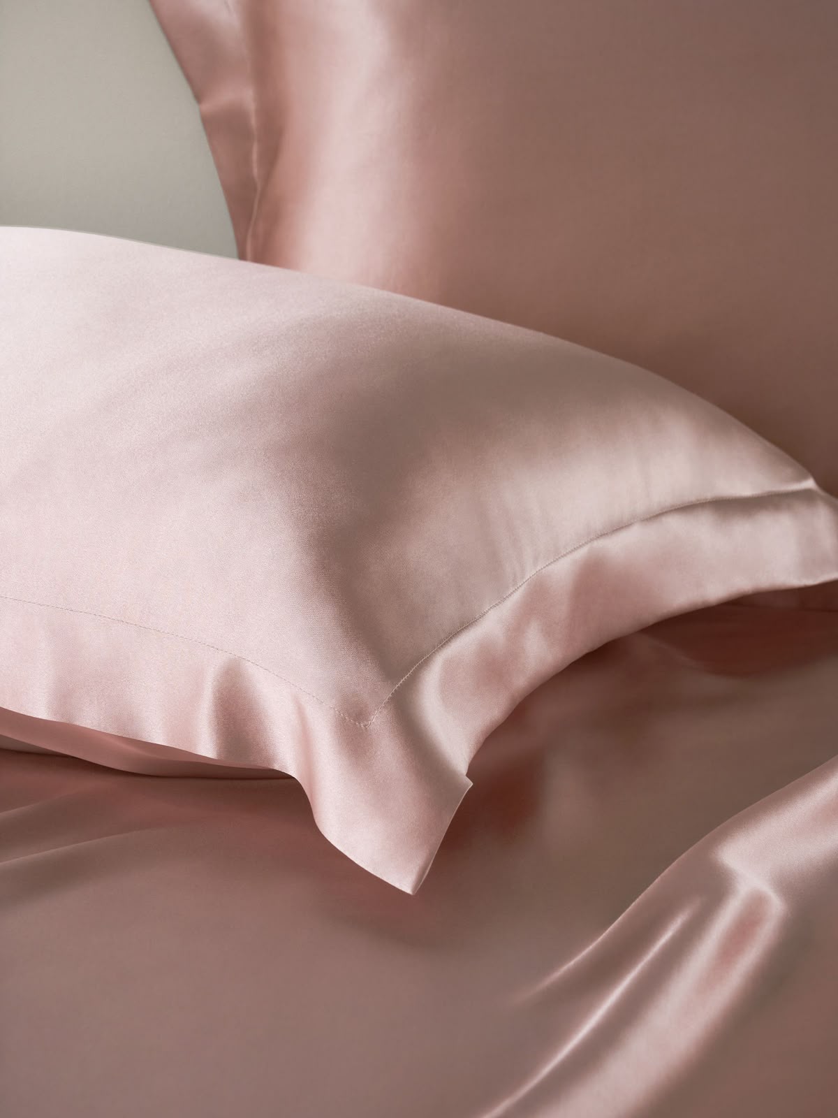 Funda de almohada modelo cerrado con borde