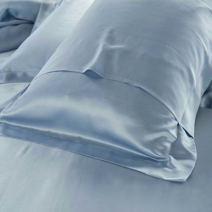 Funda de almohada modelo cerrado con borde