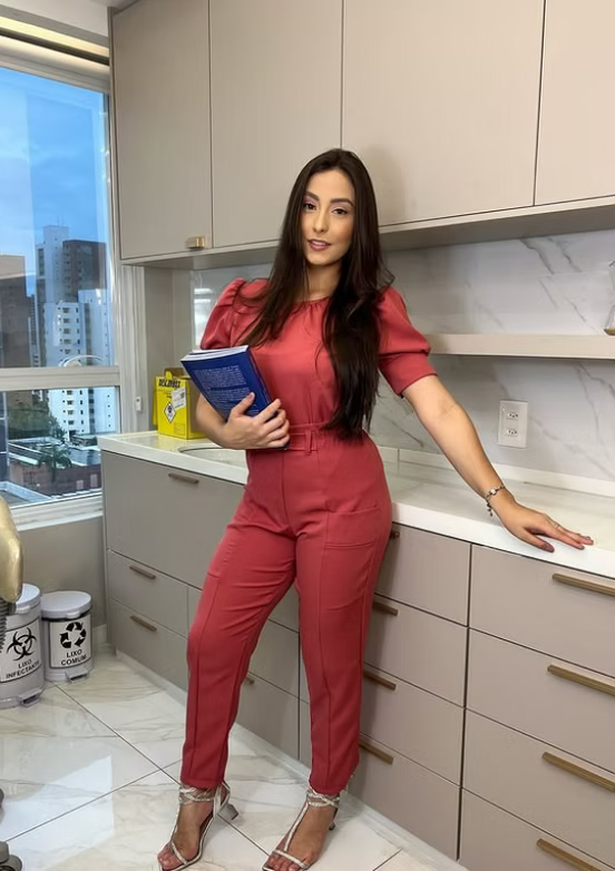 Roxana — Uniforme