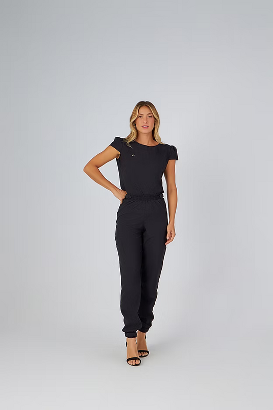 Giovanna — Uniforme con pantalón encauchado