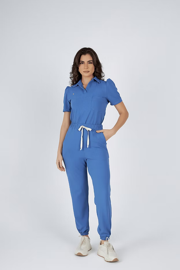 Ana — Uniforme con pantalón encauchado