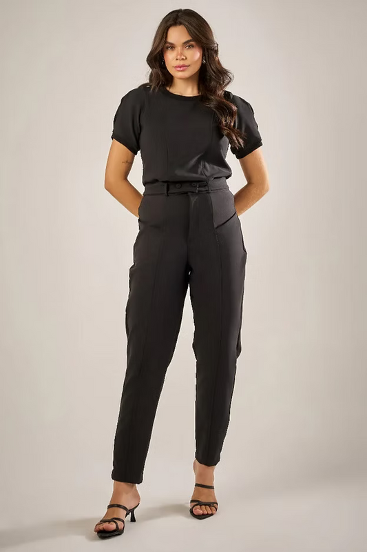 Helena — Uniforme